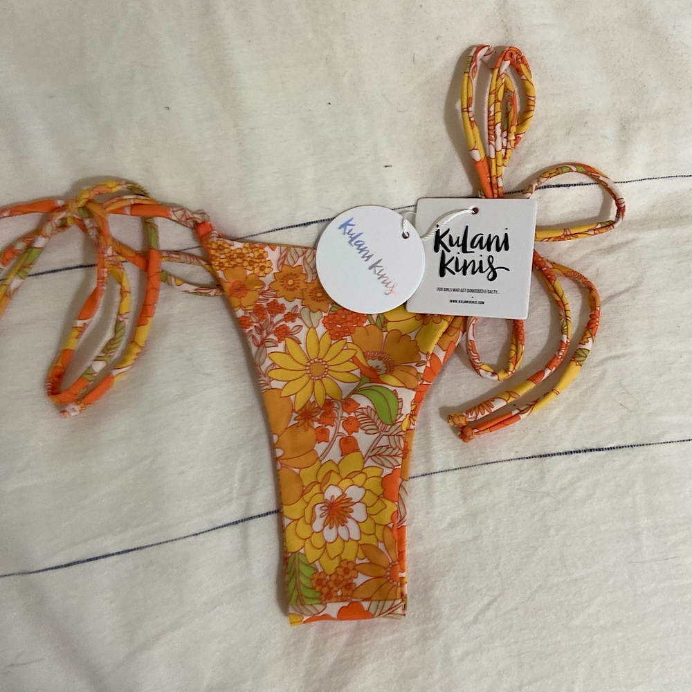 Kulani Kinis side tie Thong